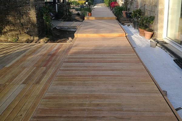 Terrasse en acacia à Ploemeur 56