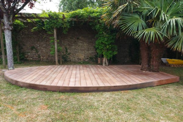 Terrasse en bois en cumaru à Auray 56