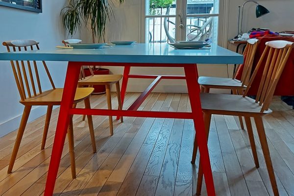 Table pour salon salle à manger créée par EBtr