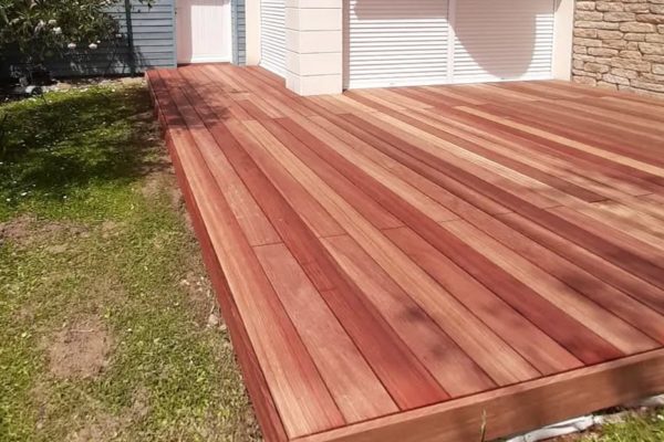 Terrasse en bois à La Trinité sur Mer