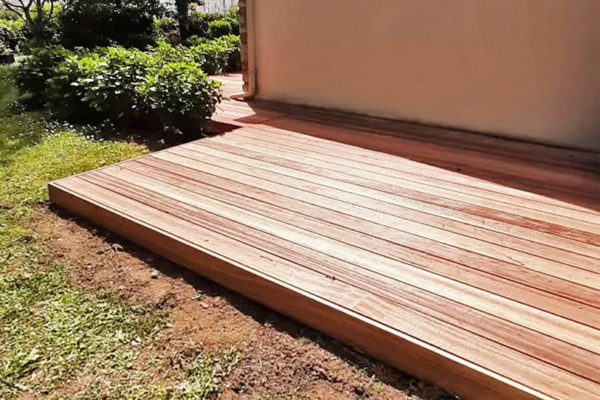 Terrasse en bois à La Trinité sur Mer