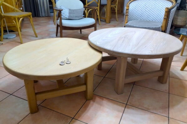 Table basse d'intérieur en orme massif