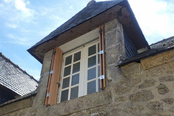 Volets en châtaigner à Carnac