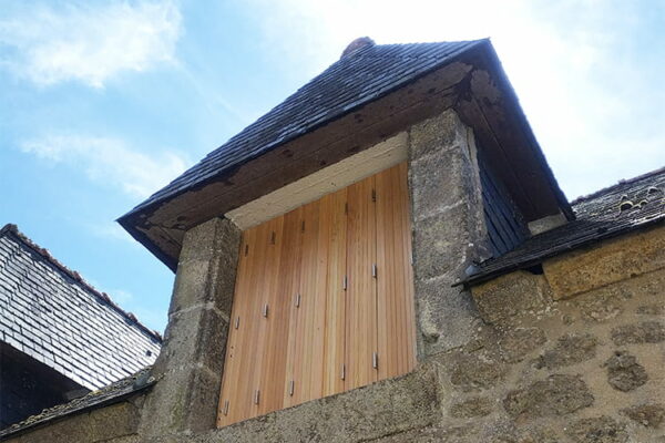 Volets en châtaigner à Carnac