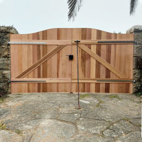 Portail à Carnac en front de mer